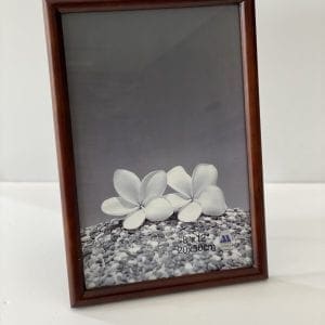 מסגרת עץ יוקרתית גודל 20X30 ס"מ