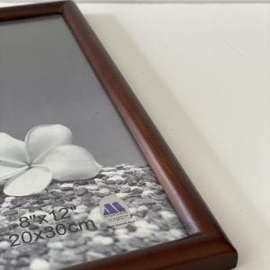 מסגרת עץ יוקרתית גודל 20X30 ס"מ